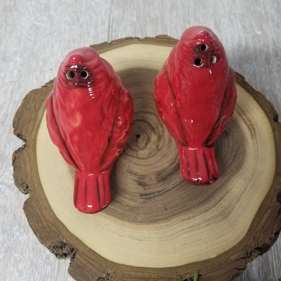 Cardinal salt and pepper shakers with stand - Picture 11 of 13